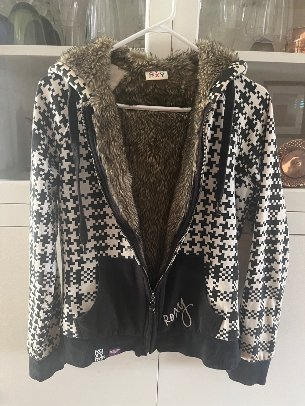 Roxy Black & White Patterned Teddy-Lined Zip Hoodie